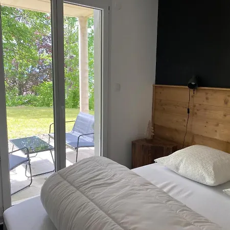 Avec Jardin Privatif Apartmán *